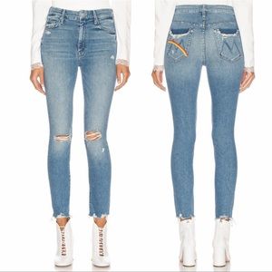 Mother Denim High Waisted Looker Ankle Chew 26